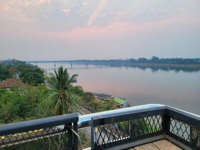 Chomkhong Sky View Bar