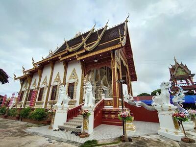 Wat Lampang Klang Tawan Ok