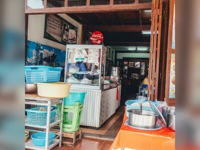Jum Nuay Yai Phat Restaurant