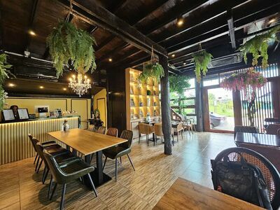Nan Cottage Cuisine & Café