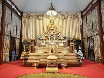Buraphajarn Stupa at Pa Salawan Temple