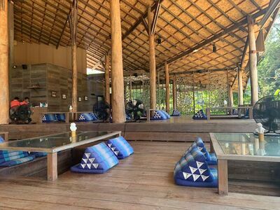 Baan Ploy Samed Restaurant