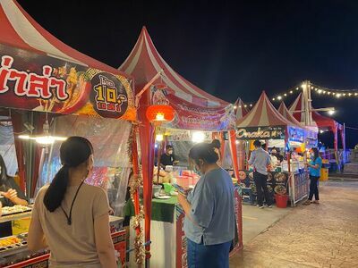 Hug Mool Market - Walk, Taste, Explore Mool