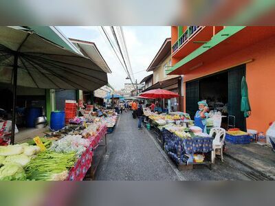 Wat Lum Market