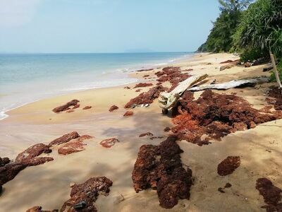Tung Yha Ka Beach