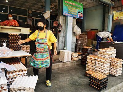 Wat Lum Market