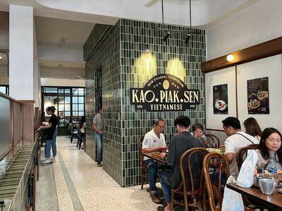 The Khao Piek Udon restaurant at the intersection near Makkhaeng School
