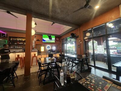 The Hangout Cafe