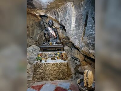 Wat Tham Phra Phutthakosai