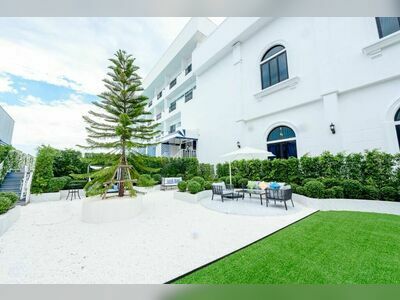 Marble Arch De Loei Hotel