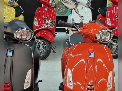 Vespa Buriram by A.B. Motorbike