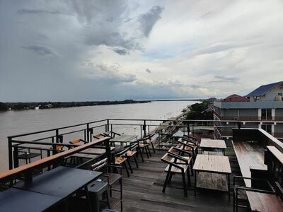 Chomkhong Sky View Bar