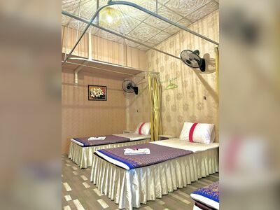 Apinya Massage