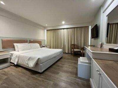 Thewarat Hotel