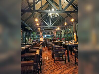Baan Boom Bar & Bistro