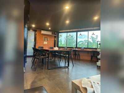 Longma Café Phetchaburi By Jnee