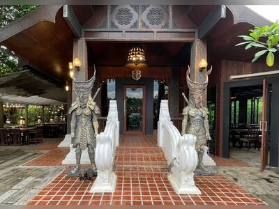 Lan Chang Restaurant