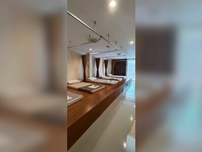 Suphaphon Thai Massage & Spa
