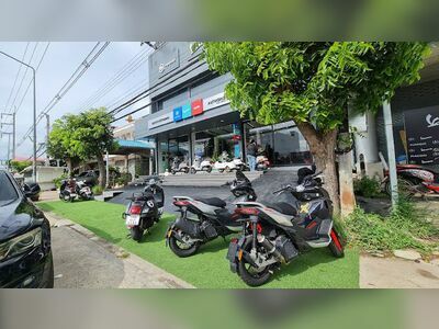 Gusto Motorino i (Vespa Motorcycle Dealer in Phetchaburi)