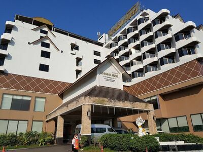 Asavann Hotel