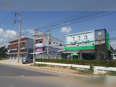 Dentist Dr. Praphaporn Dental Clinic