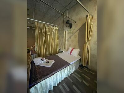 Apinya Massage