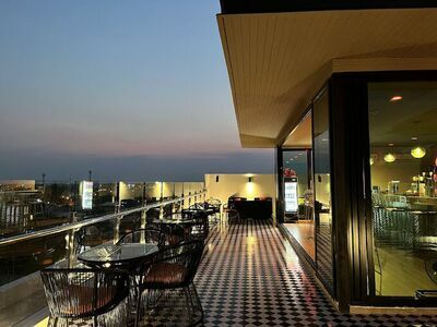 VIE SKY BAR