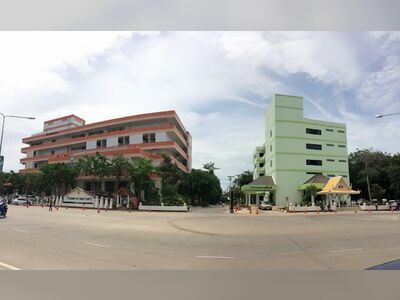 Ko Kha Hospita