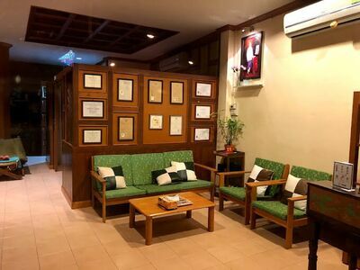 Doctor Geerati-Suparasa Clinic