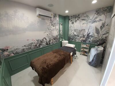 24’s Clinic - Beauty Clinic