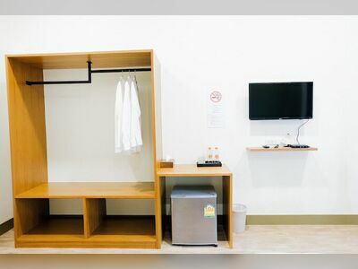 The Cozy Hotel (โรงแรม เดอะโคซี่ เพชรบุรี)