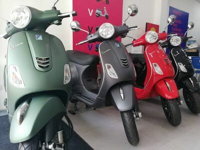 Vespa Ratchaburi by Tech Ampon