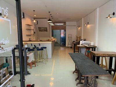 Somkid Bar