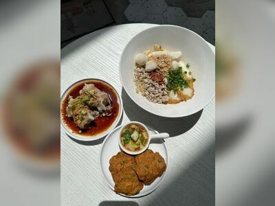 IN WHITE: NOODLES & CAFE' - Surin