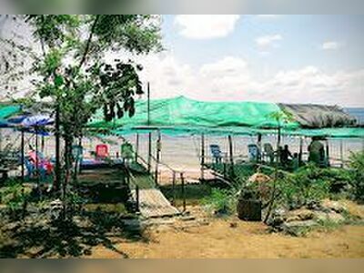 Lamnangrong Beach
