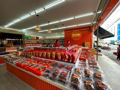 Mae Kim Heng New Market