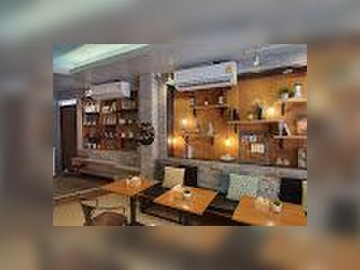 Sea Sky Cafe and Bar