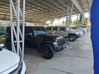 Mongkol Car Center
