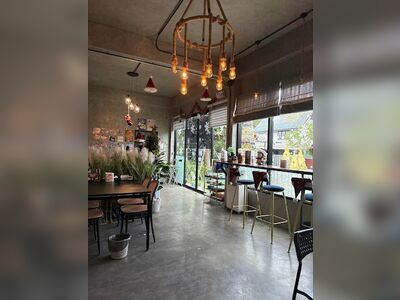 Klab Tani Coffee & Roti House (Ratchaburi Branch)