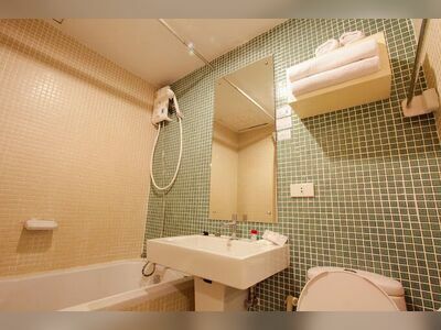 Ratchathani Hotel