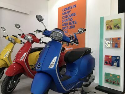 Vespa Surin by SHC