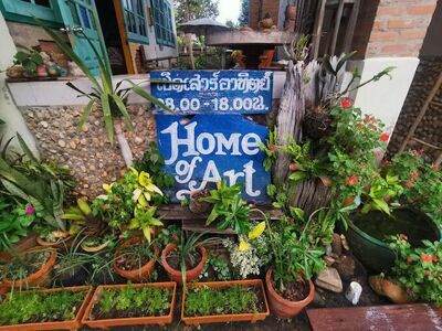 Local Arts and Cultural Learning Center (  Phing Phueks Art Gallery)
