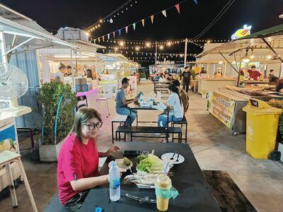 Sai-Lang Night Market