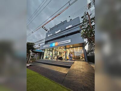 Gusto Motorino i (Vespa Motorcycle Dealer in Phetchaburi)