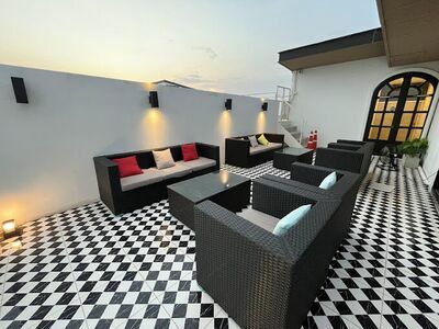 VIE SKY BAR