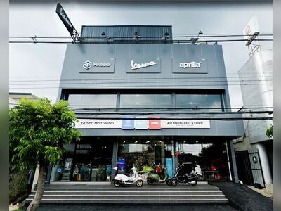 Gusto Motorino i (Vespa Motorcycle Dealer in Phetchaburi)