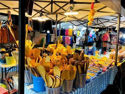 Sror Kraw Walking Street Buriram