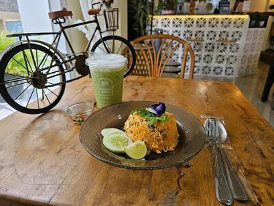 Breakfast house