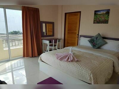 V-House Hotel