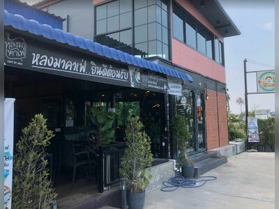 Longma Café Phetchaburi By Jnee